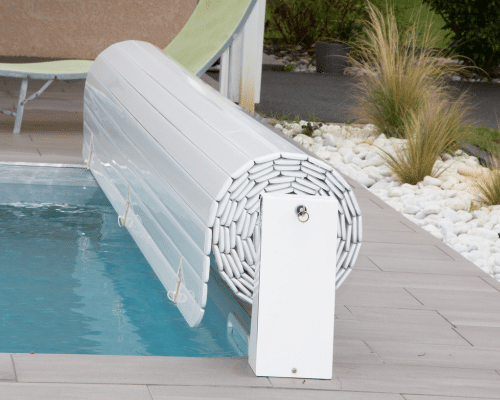 rideau de protection piscine